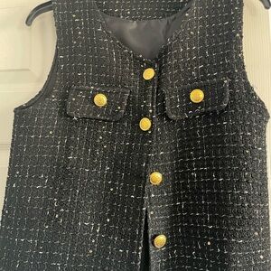 BRAND NWT Black Tweed Sleeveless Coat with Gold Buttons. Fully lined